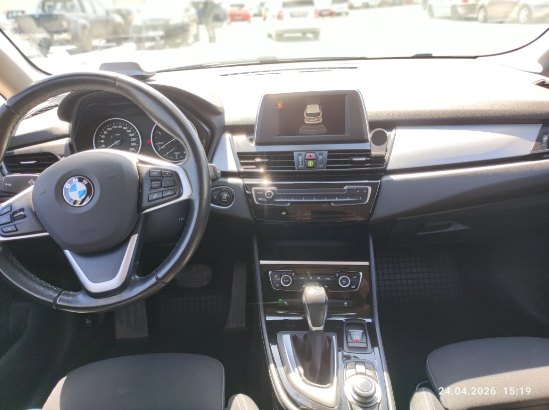 BMW 2 Active Tourer 220d, снимка 9 - Автомобили и джипове - 54314977