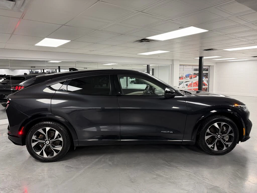 Ford Mustang Mach-E Premium AWD, снимка 3 - Автомобили и джипове - 54646905
