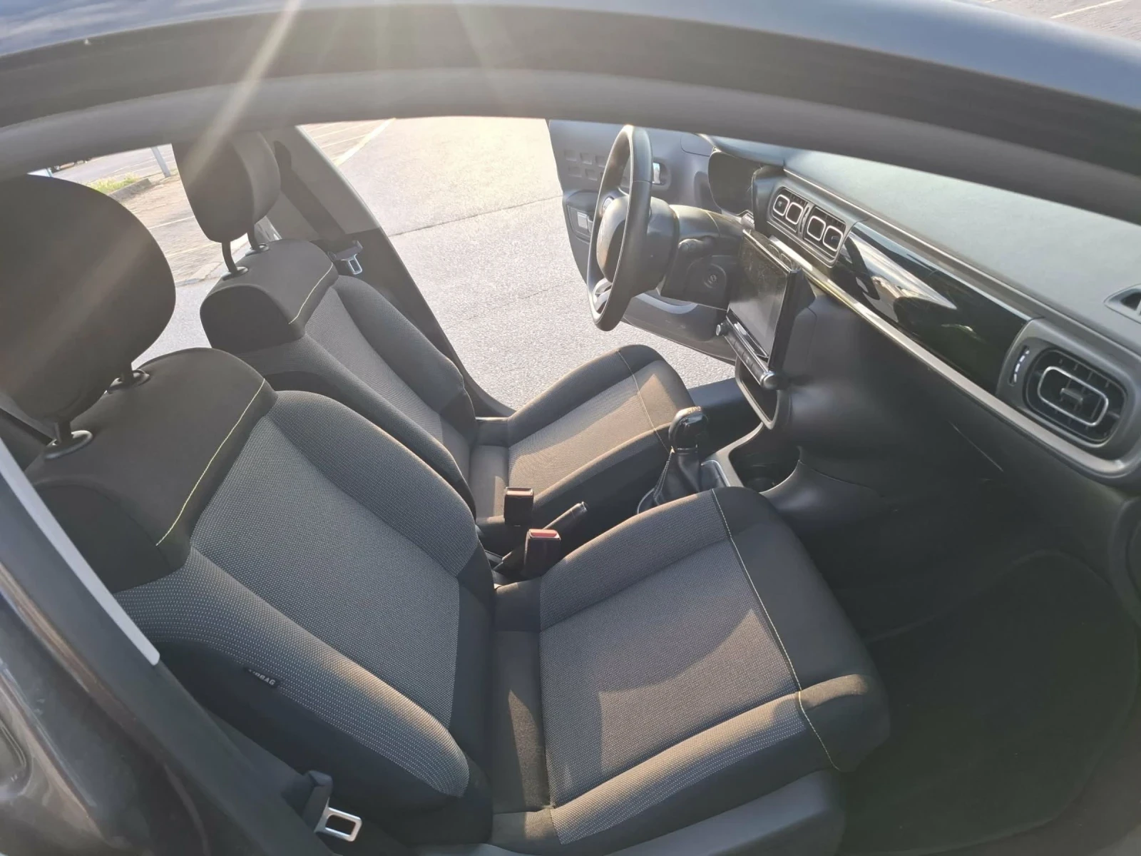 Citroen C3 1.2i, АГУ, 83 к.с., снимка 6 - Автомобили и джипове - 54761183