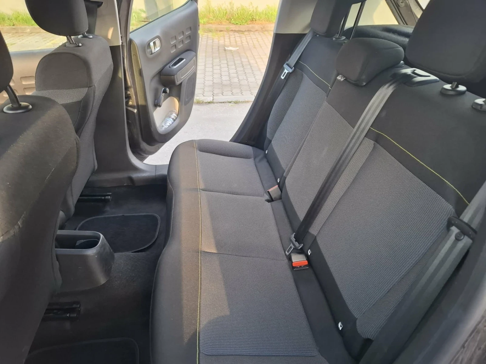 Citroen C3 1.2i, АГУ, 83 к.с., снимка 2 - Автомобили и джипове - 54761183