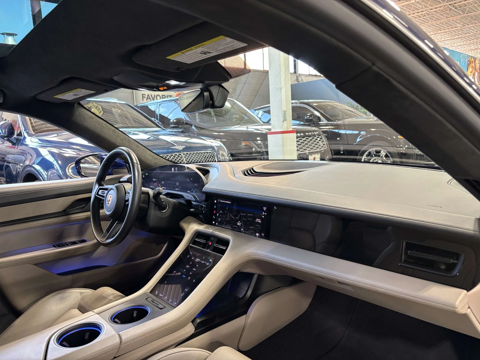 Porsche Taycan Turbo| CLUSTERNAV| 3DCAM| BOSE| MATRIXLED| CREAMLE, снимка 16 - Автомобили и джипове - 55492354