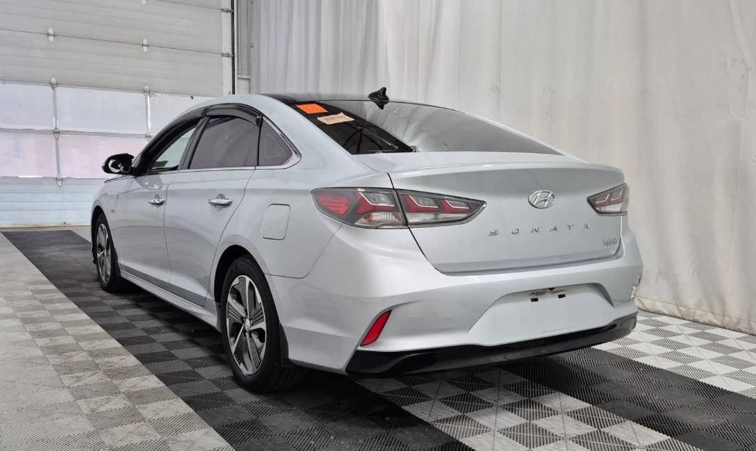 Hyundai Sonata HYBRID* LIMITED* 53k km* м.Точки* Подгрев* Камера, снимка 6 - Автомобили и джипове - 55566932