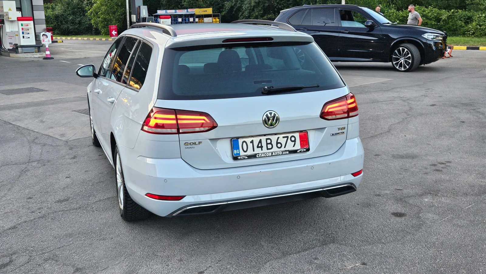 VW Golf 1.4 TGI/FACELIFT/NAVIG/6skorost, снимка 4 - Автомобили и джипове - 55683934
