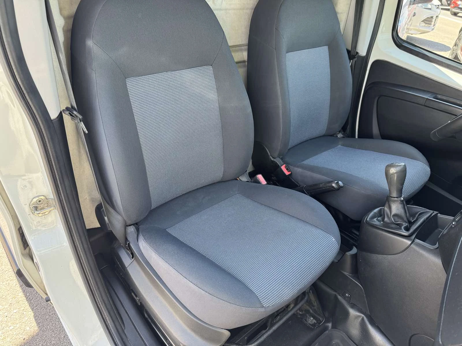 Peugeot Bipper 1.3 Multijet , снимка 9 - Автомобили и джипове - 55726969