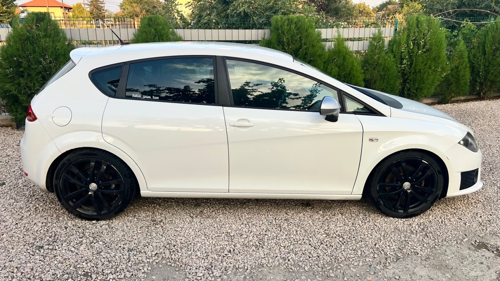 Seat Leon 2.0 FR Дизел , снимка 6 - Автомобили и джипове - 55805083