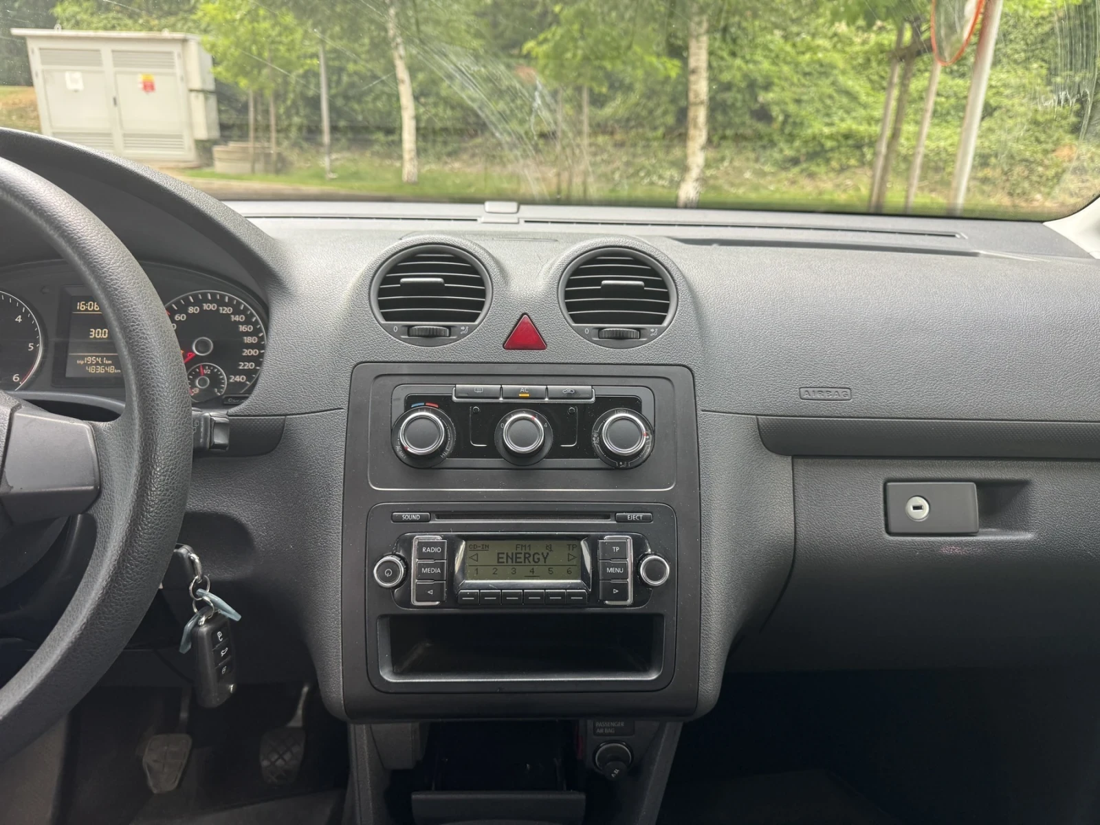 VW Caddy 1.6TDI / ���������� | Mobile.bg � ����������� 13