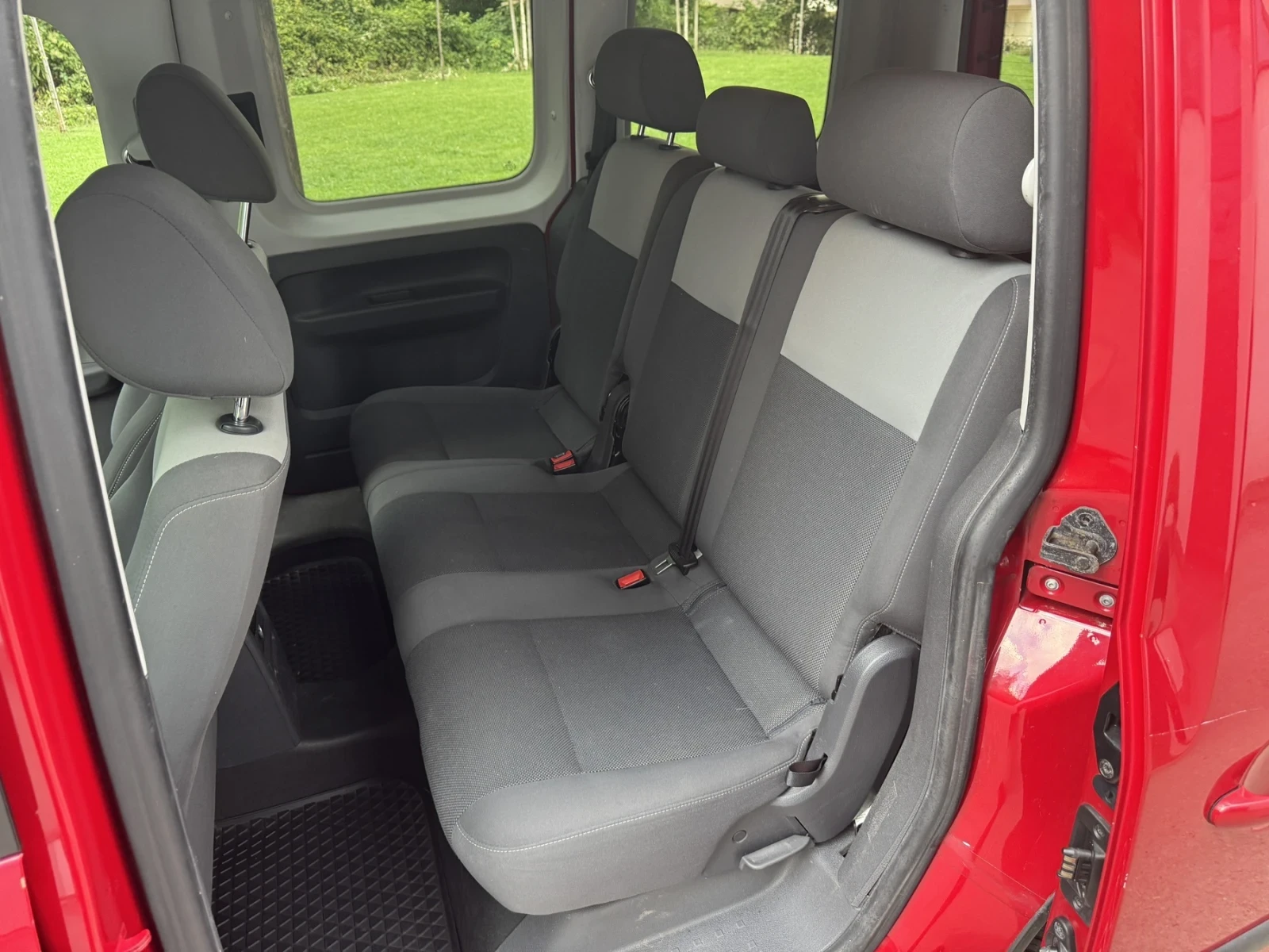 VW Caddy 1.6TDI / ���������� | Mobile.bg � ����������� 11