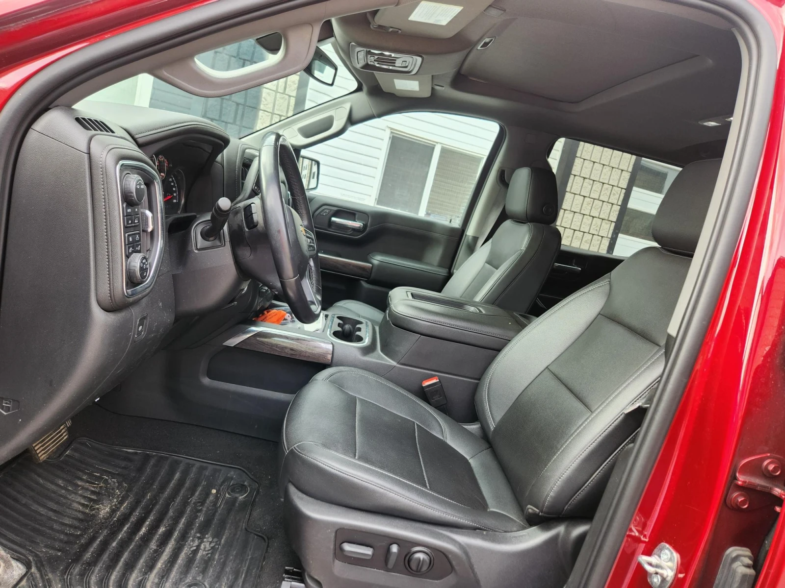 Chevrolet Silverado * LTZ * CARFAX * ЦЕНА ДО БГ, снимка 8 - Автомобили и джипове - 55879272