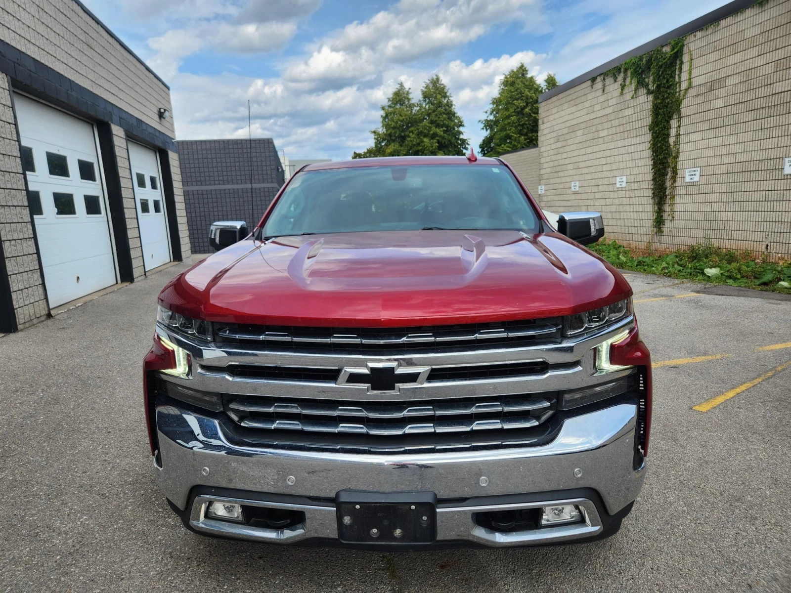 Chevrolet Silverado * LTZ * CARFAX * ЦЕНА ДО БГ, снимка 2 - Автомобили и джипове - 55879272