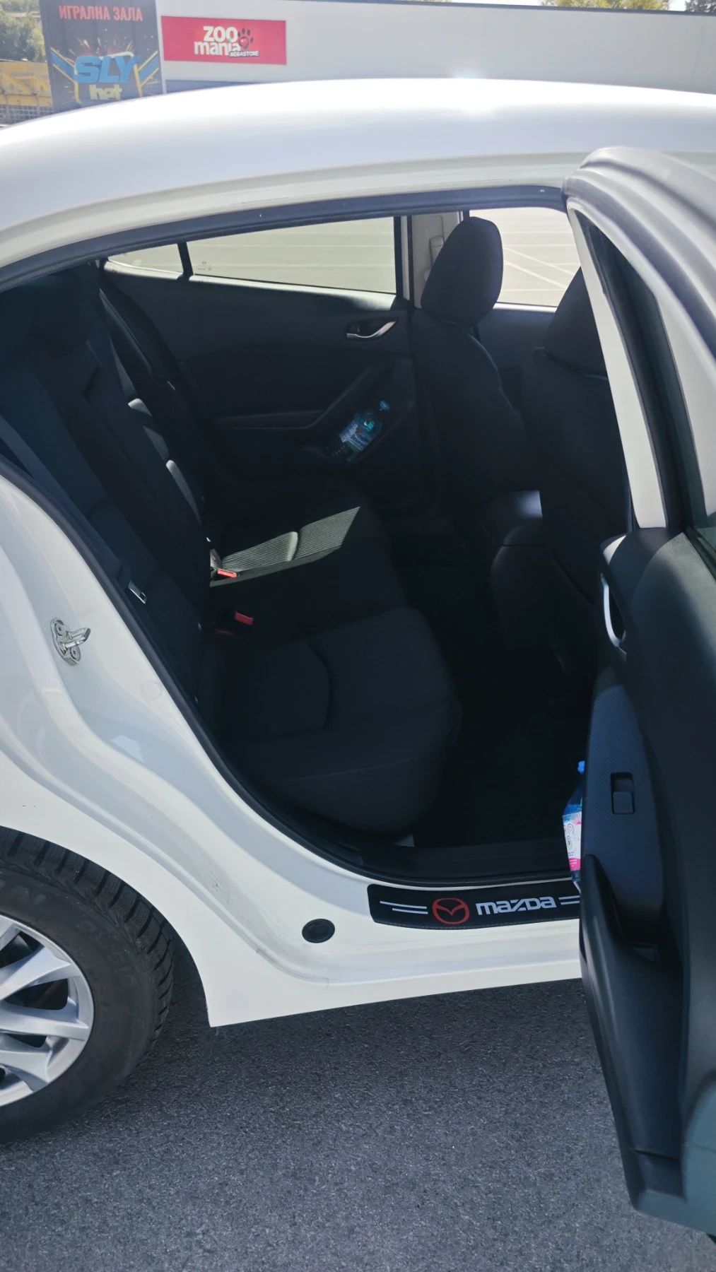 Mazda 3, снимка 6 - Автомобили и джипове - 55893953