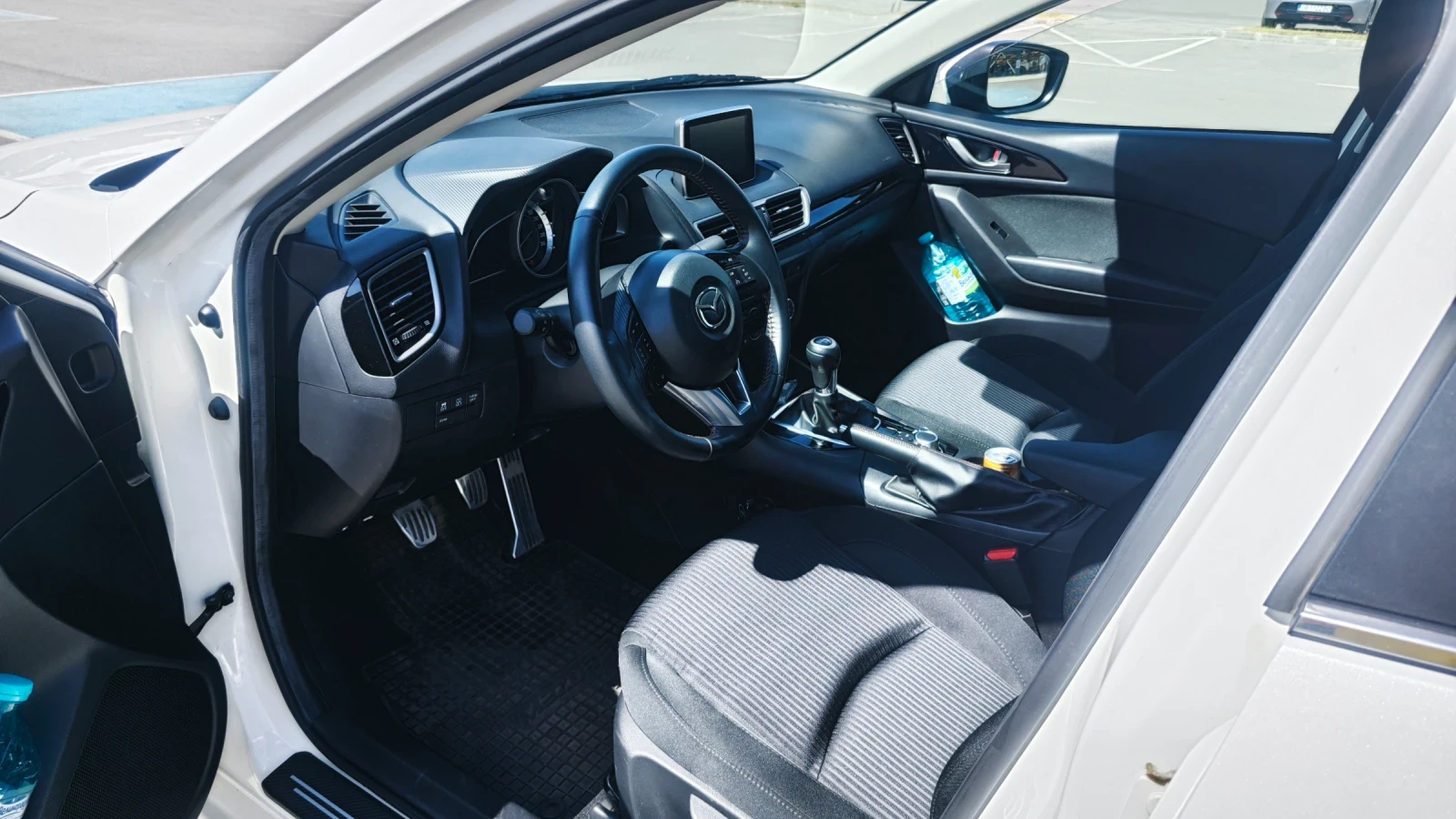 Mazda 3, снимка 11 - Автомобили и джипове - 55893953