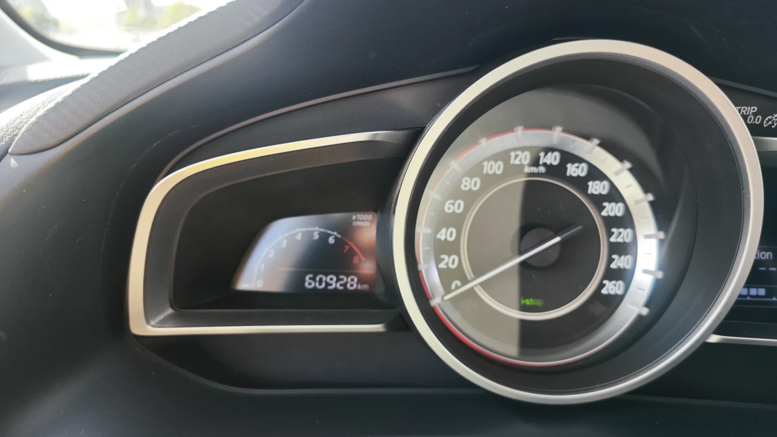 Mazda 3, снимка 14 - Автомобили и джипове - 55893953