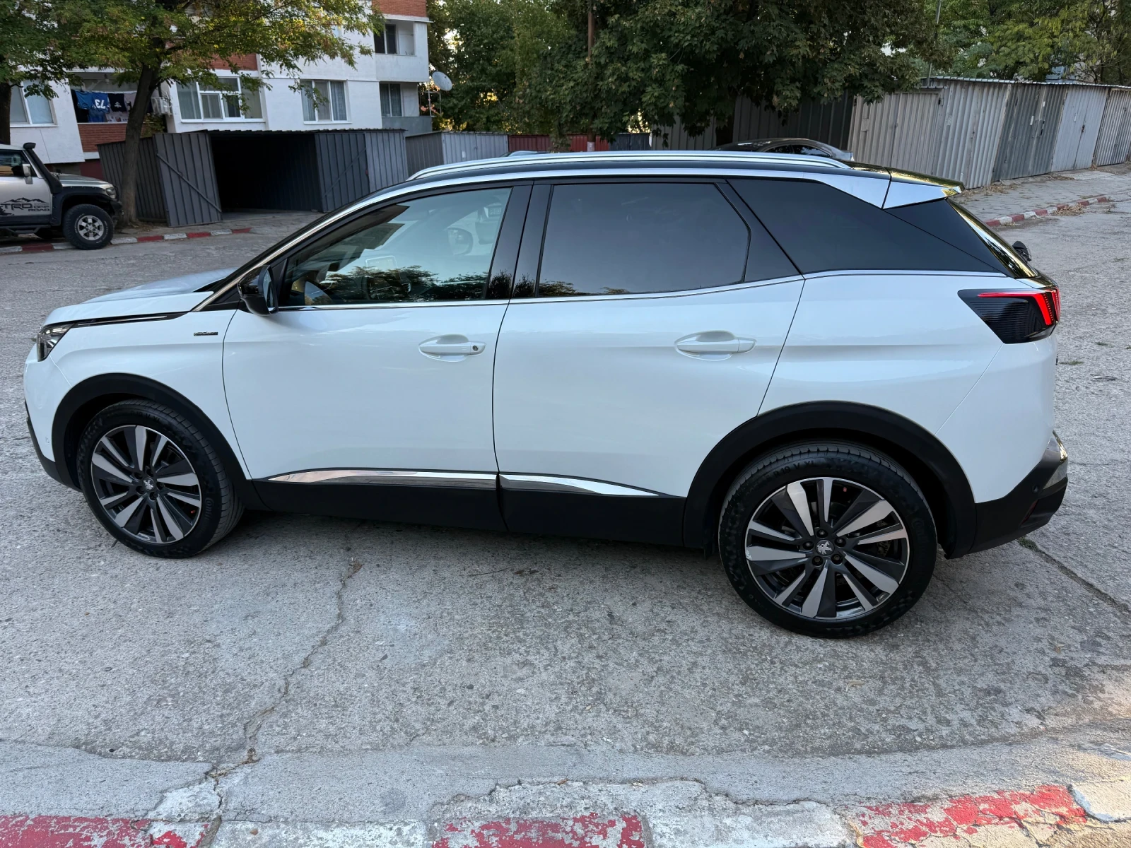 Peugeot 3008 1, 5 GT-line, снимка 7 - Автомобили и джипове - 56120472