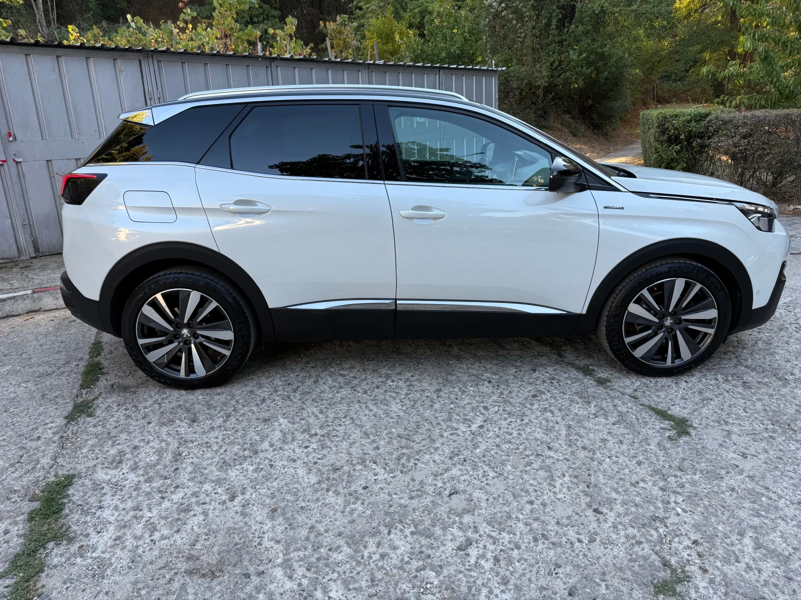Peugeot 3008 1, 5 GT-line, снимка 6 - Автомобили и джипове - 56120472