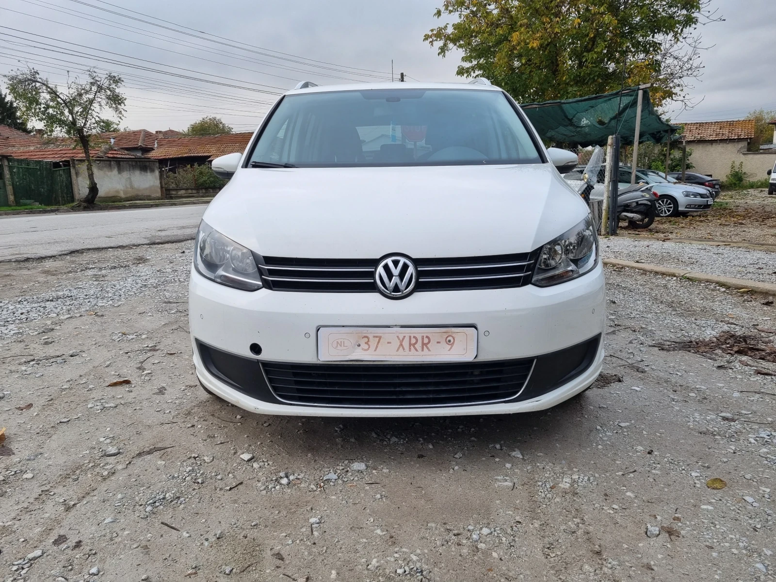 VW Touran 2.0 TDI, снимка 6 - Автомобили и джипове - 56748249