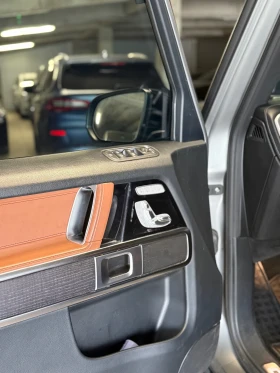     Mercedes-Benz G 500