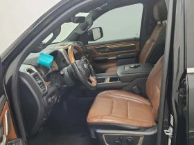 Dodge RAM 1500 LARAMIE LONGHORN /Панорама/Подгрев/ 5.7 Хеми/Кожа, снимка 9