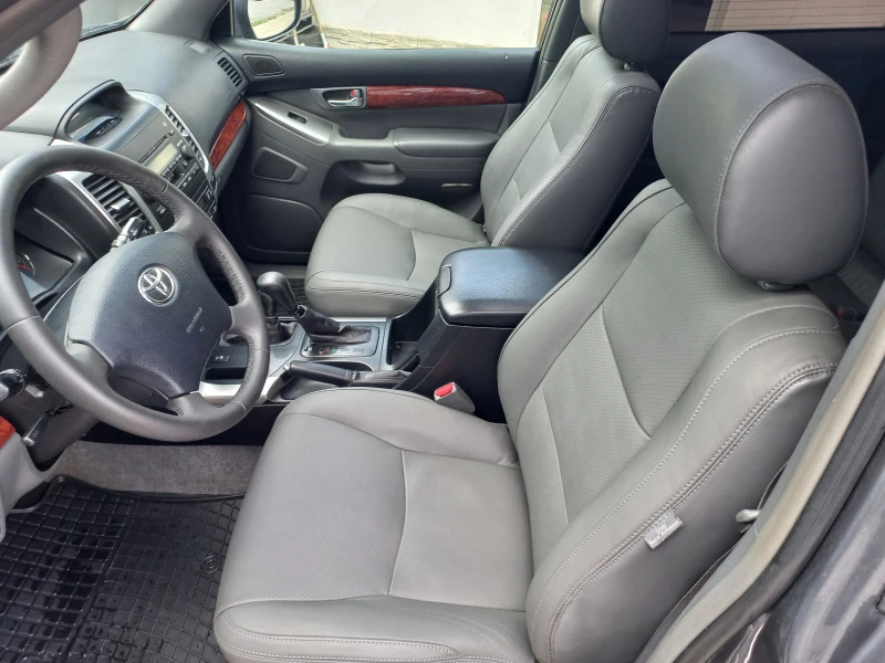 Toyota Land cruiser 3.0 Автоматик, снимка 12 - Автомобили и джипове - 46354679