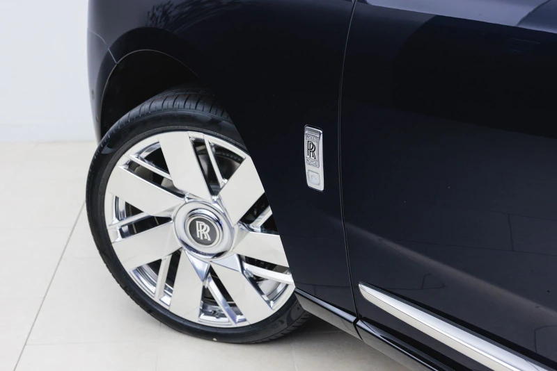 Rolls-Royce Cullinan FACELIFT, снимка 8 - Автомобили и джипове - 51508790