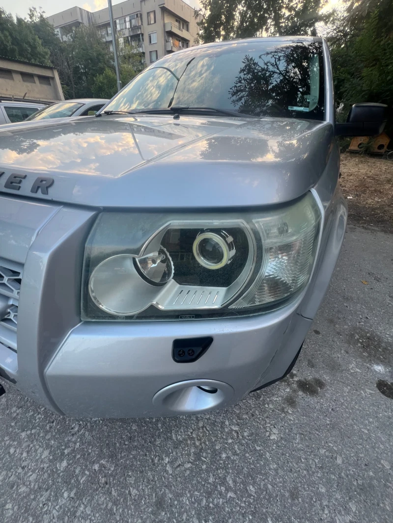 Land Rover Freelander, снимка 9 - Автомобили и джипове - 52423575