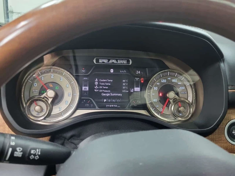 Dodge RAM 1500 LARAMIE LONGHORN /Панорама/Подгрев/ 5.7 Хеми/Кожа, снимка 11 - Автомобили и джипове - 53575997