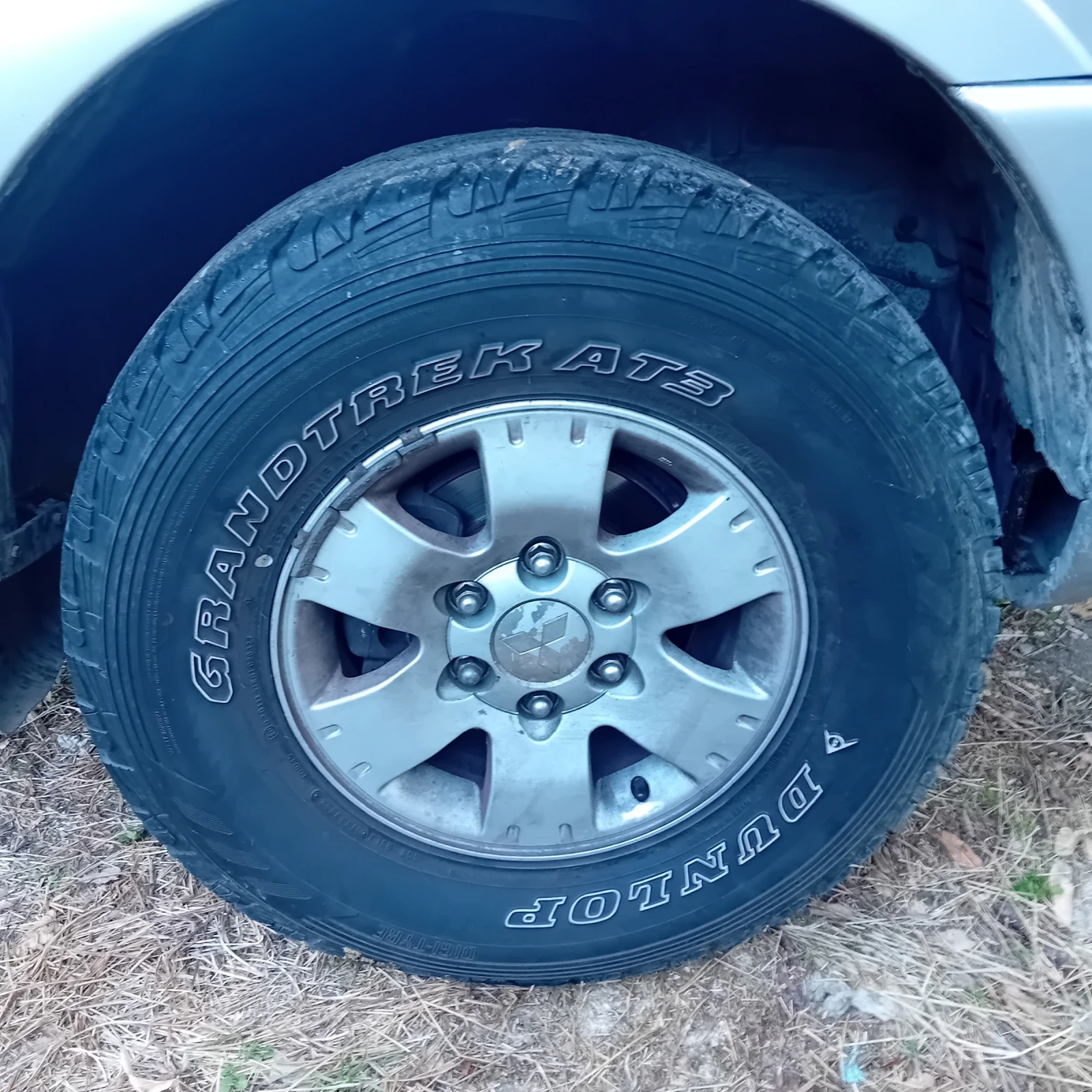 Mitsubishi Pajero ГУМИ DUNLOP 265/70/16 - изображение 3