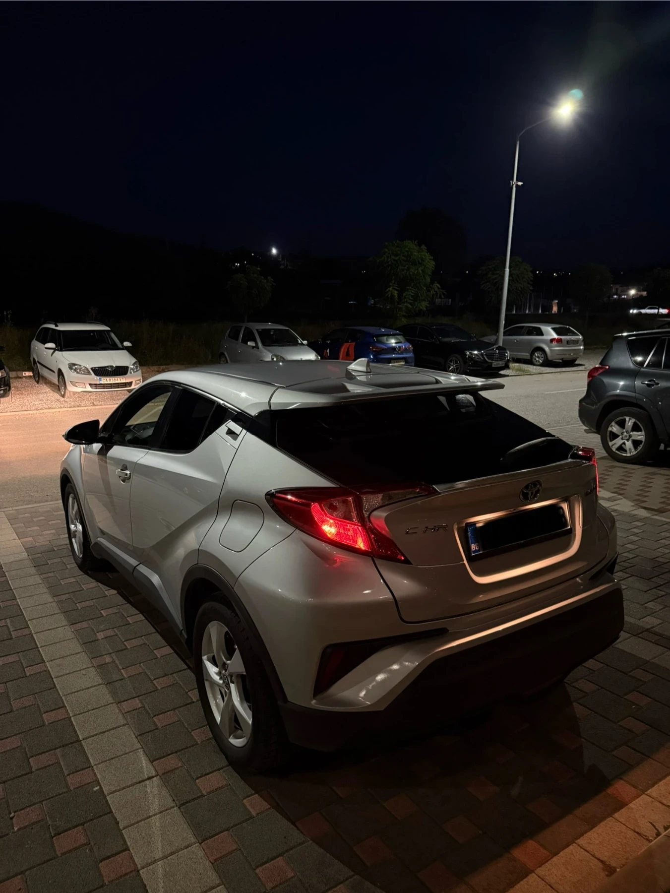Toyota C-HR 1.8 Hybrid  - изображение 4