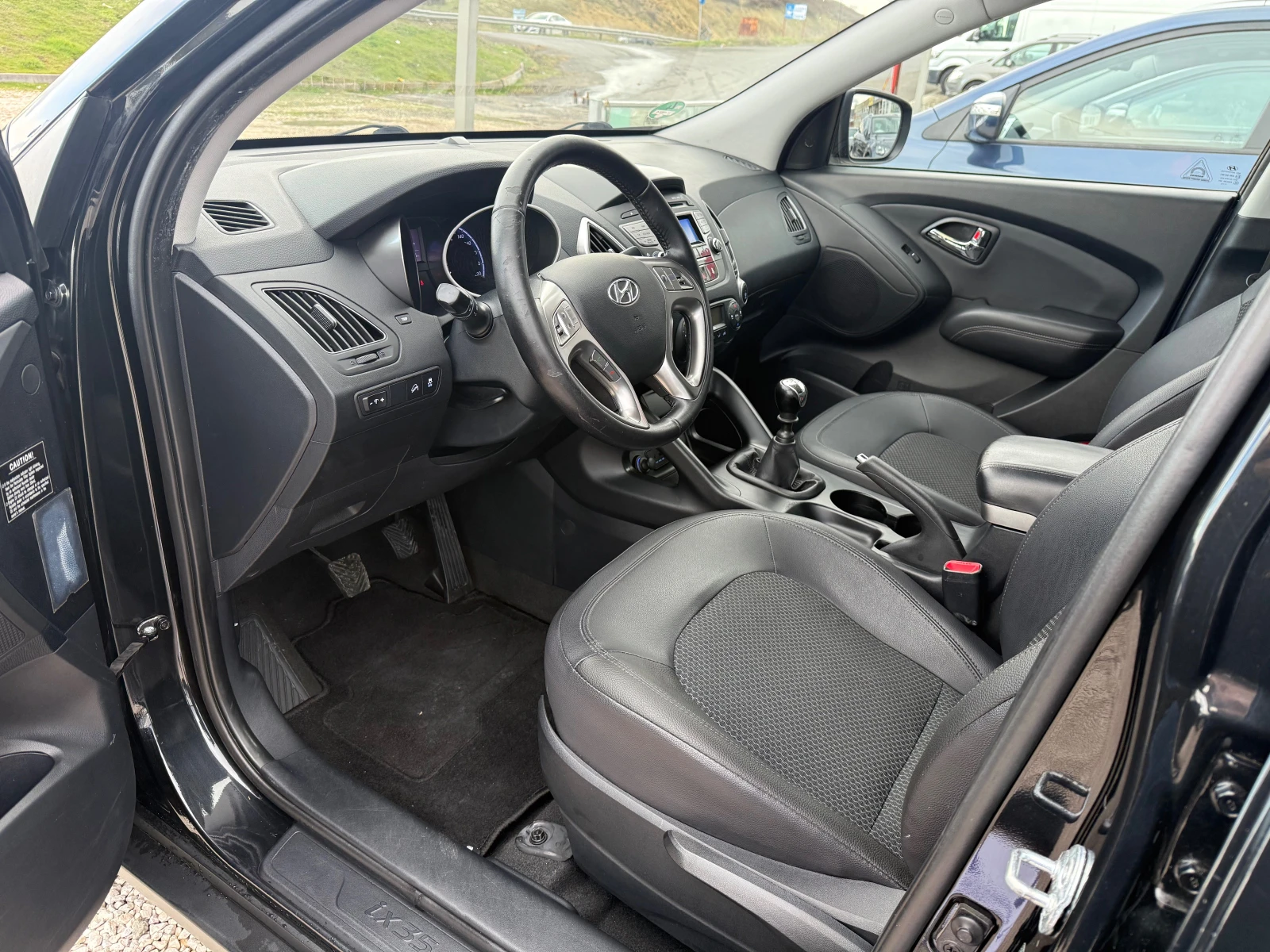 Hyundai IX35 2.0CRDi, 184кс, 2WD - изображение 8