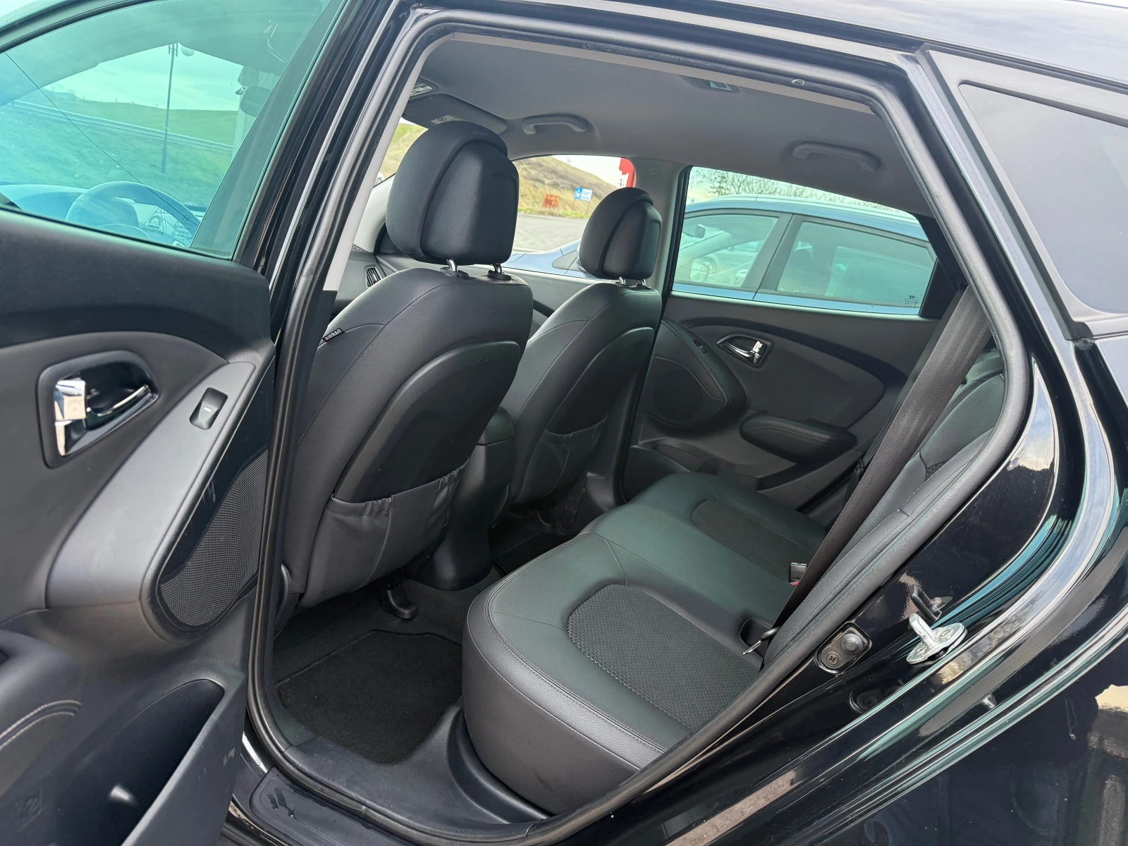 Hyundai IX35 2.0CRDi, 184��, 2WD | Mobile.bg � ����������� 14