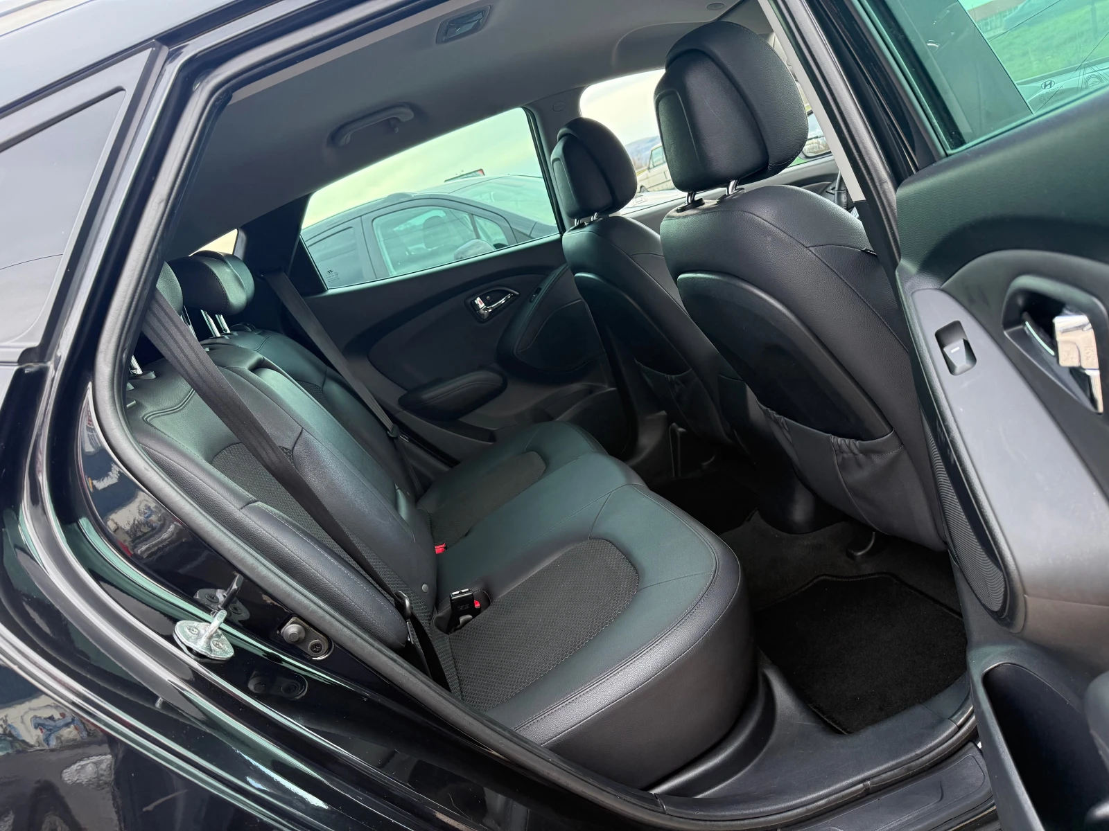Hyundai IX35 2.0CRDi, 184��, 2WD | Mobile.bg � ����������� 13