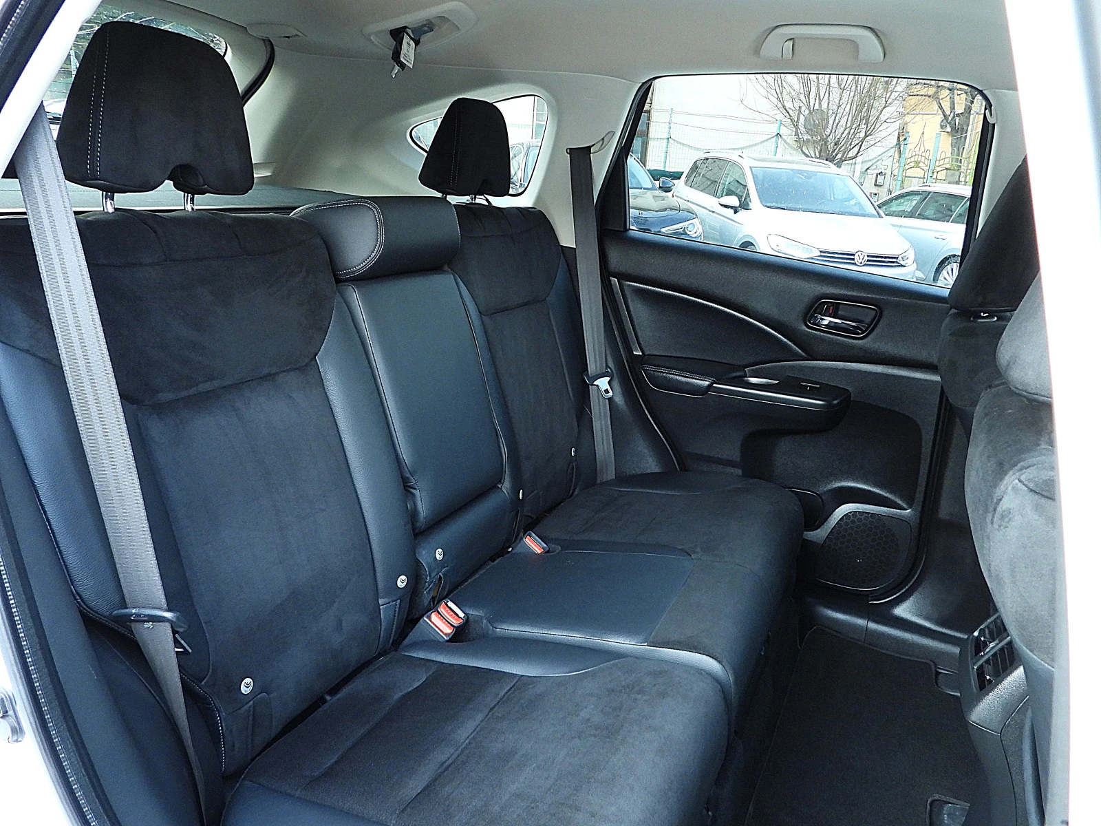 Honda Cr-v 2.2/ШВЕЙЦАРИЯ, снимка 16 - Автомобили и джипове - 53730257