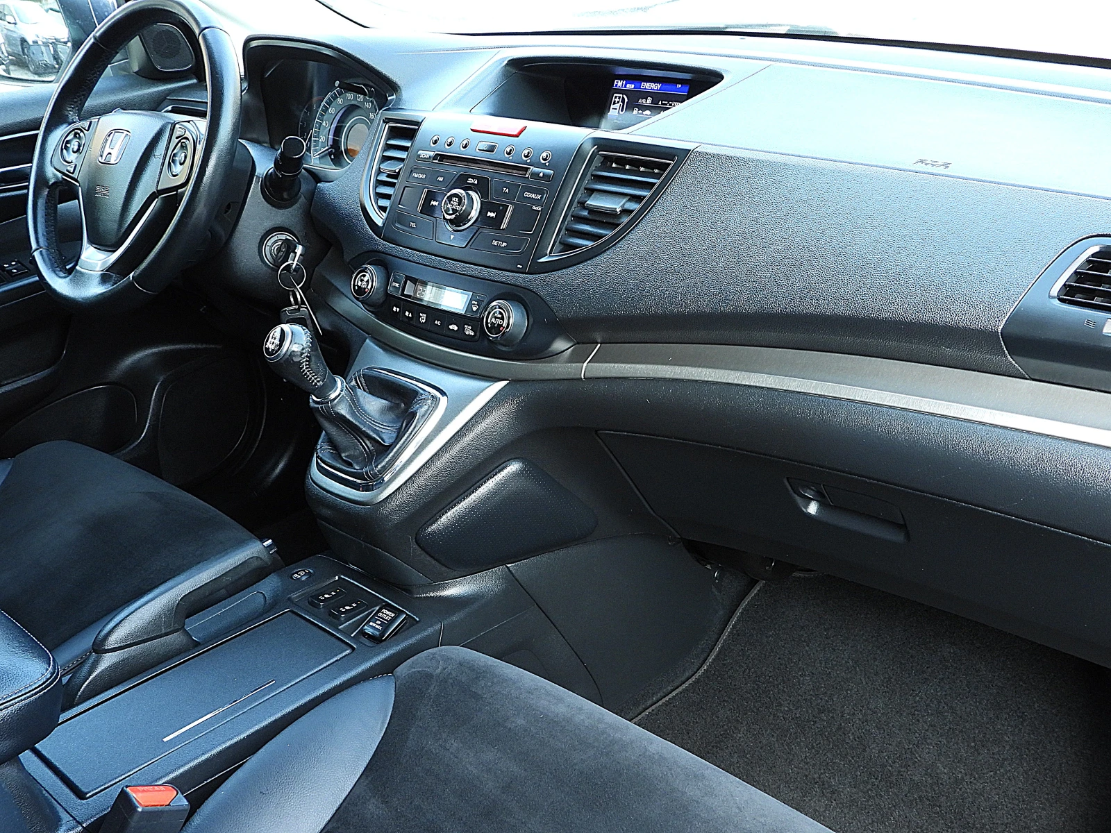 Honda Cr-v 2.2/ШВЕЙЦАРИЯ, снимка 14 - Автомобили и джипове - 53730257