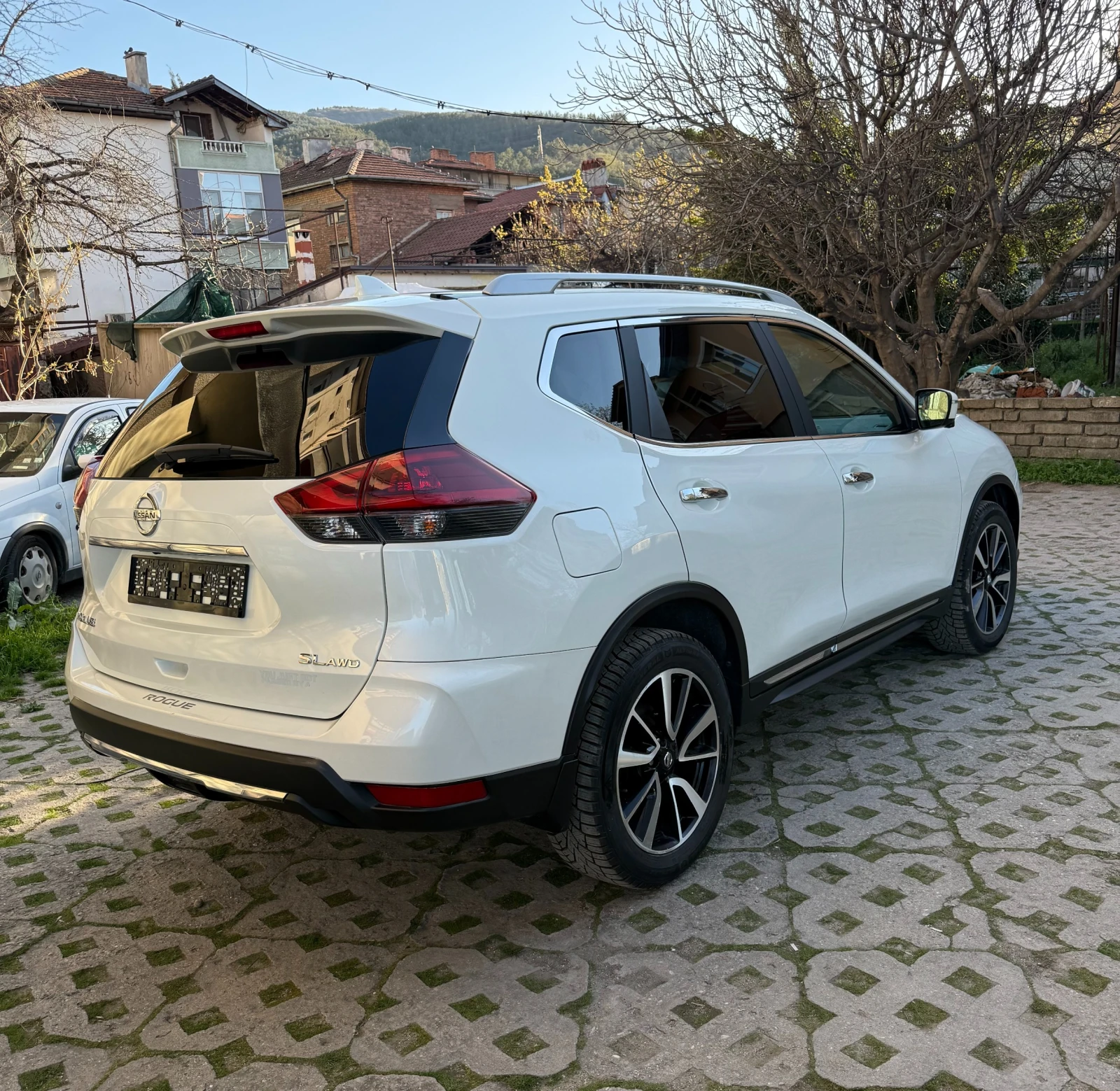 Nissan Rogue 4x4 FULL, снимка 5 - Автомобили и джипове - 54167227