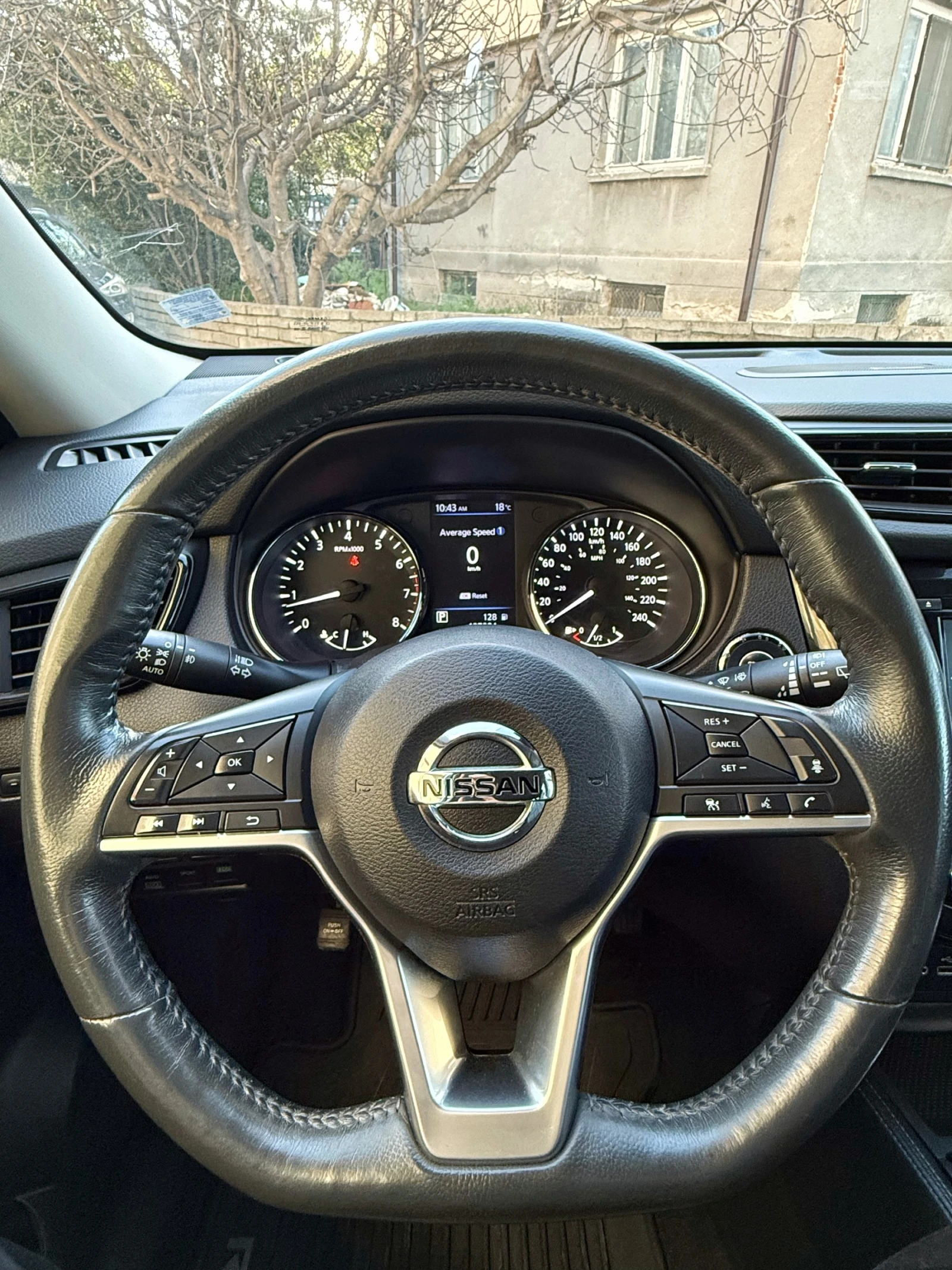 Nissan Rogue 4x4 FULL, снимка 11 - Автомобили и джипове - 54167227