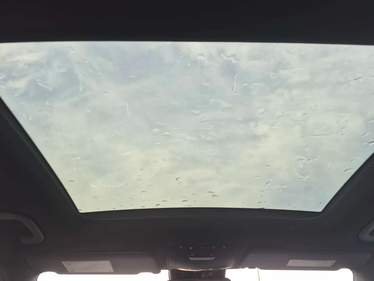 Mercedes-Benz GLC 300 PANORAMA| 2 КЛЮЧА| LANE ASSIST| CARFAX, снимка 13 - Автомобили и джипове - 54228171