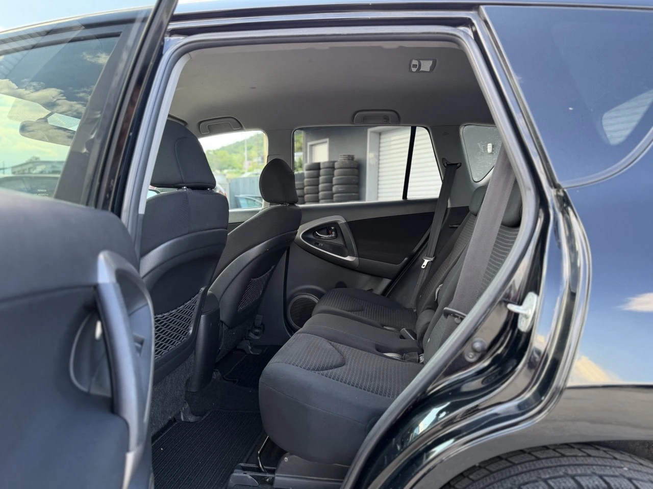 Toyota Rav4 2.2D-4D 4x4, снимка 11 - Автомобили и джипове - 54575312