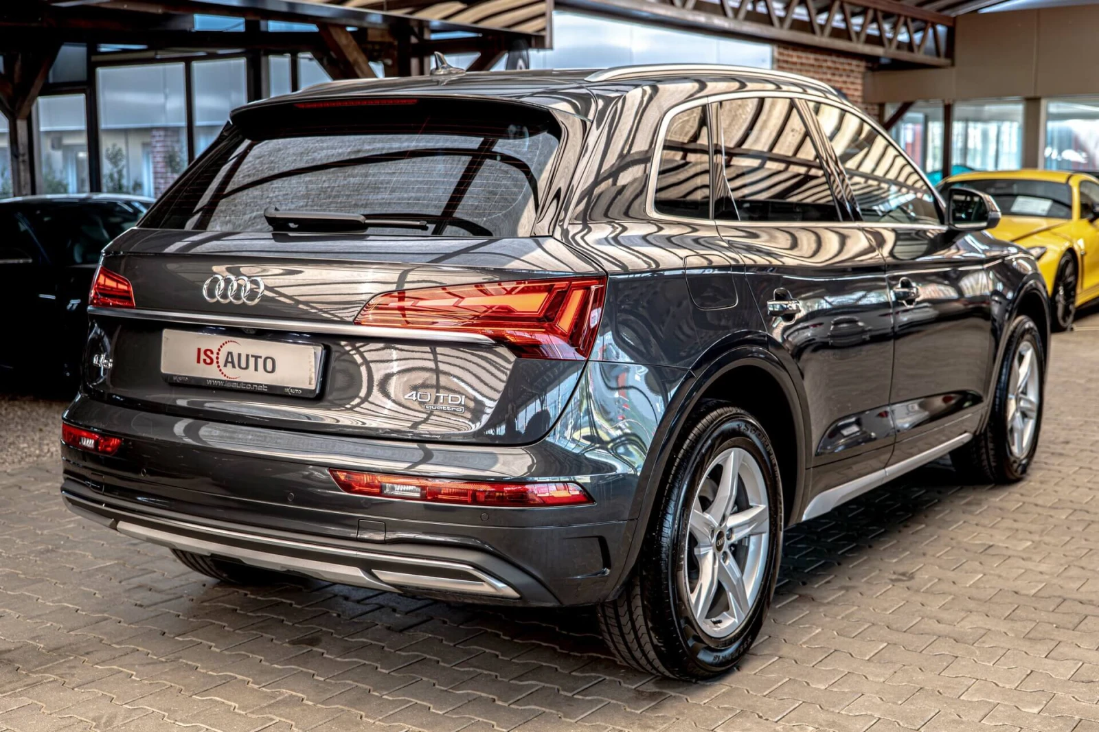 Audi Q5 40TDI/Quattro/Advanced/Distronic/Lane Assist/Камер, снимка 5 - Автомобили и джипове - 54704369