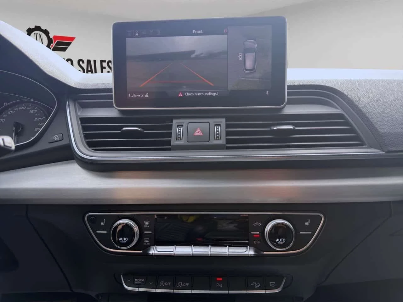 Audi SQ5 * CARFAX * ЦЕНА ДО БГ, снимка 15 - Автомобили и джипове - 54779485