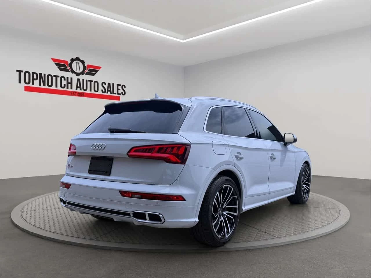 Audi SQ5 * CARFAX * ЦЕНА ДО БГ, снимка 7 - Автомобили и джипове - 54779485