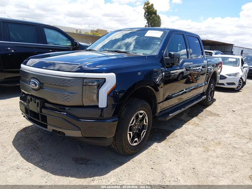 Ford F150 F-150 Lightning Xlt, снимка 2 - Автомобили и джипове - 55121879
