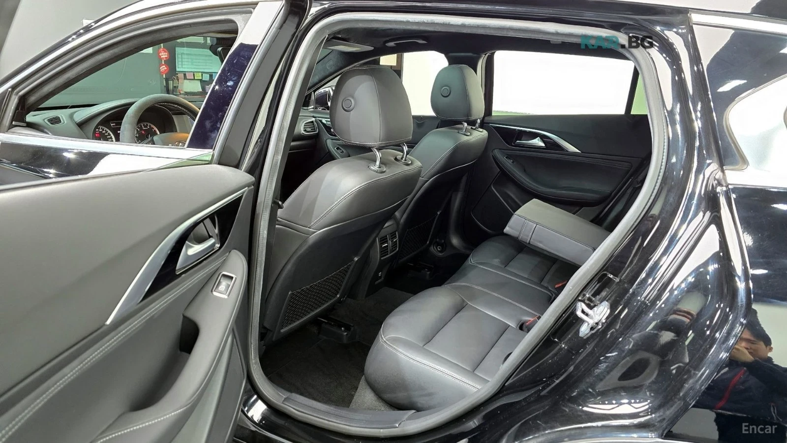 Infiniti QX30 2.0L Carfax , снимка 14 - Автомобили и джипове - 55139365