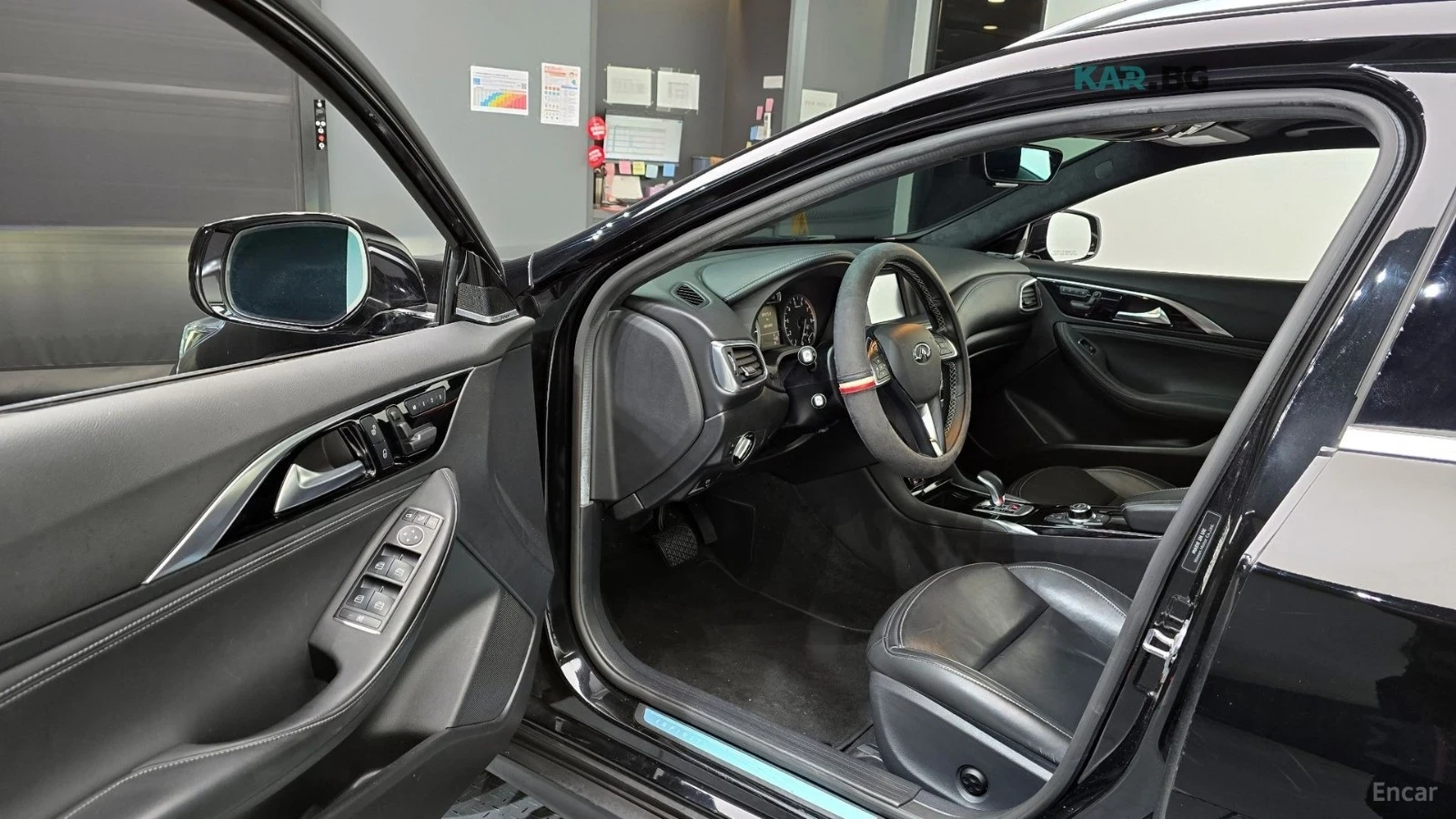 Infiniti QX30 2.0L Carfax , снимка 12 - Автомобили и джипове - 55139365