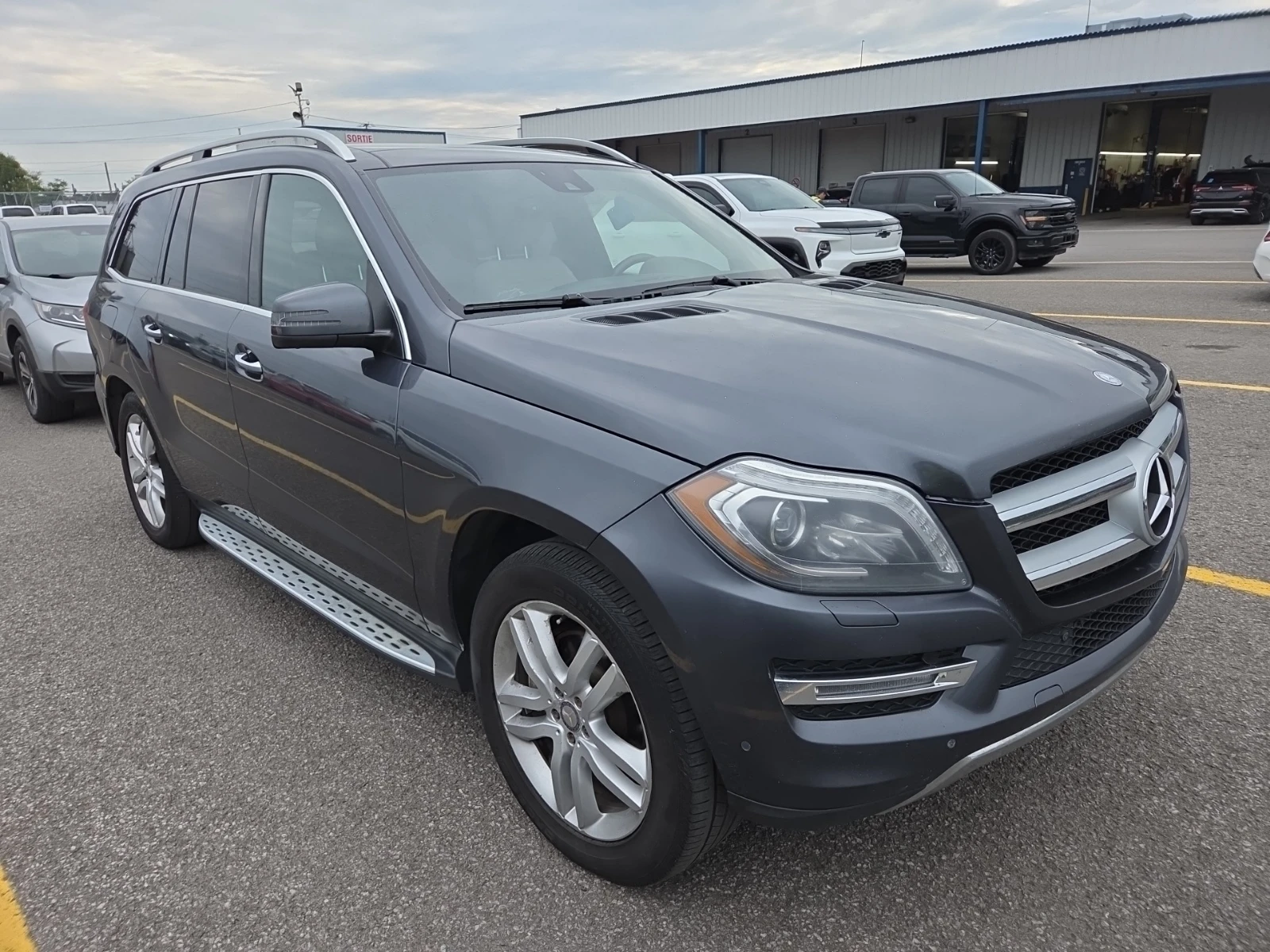 Mercedes-Benz GL BLUETEC, АВТОКРЕДИТ, снимка 2 - Автомобили и джипове - 56037912