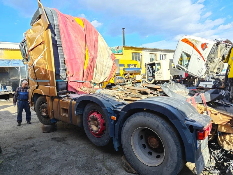 Volvo Fh EEV, 6x2 НА ЧАСТИ, снимка 3 - Камиони - 44156572