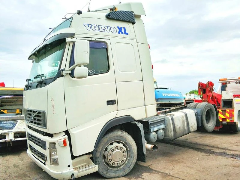 Volvo Fh 12 D12D420 , снимка 3 - Камиони - 21552565