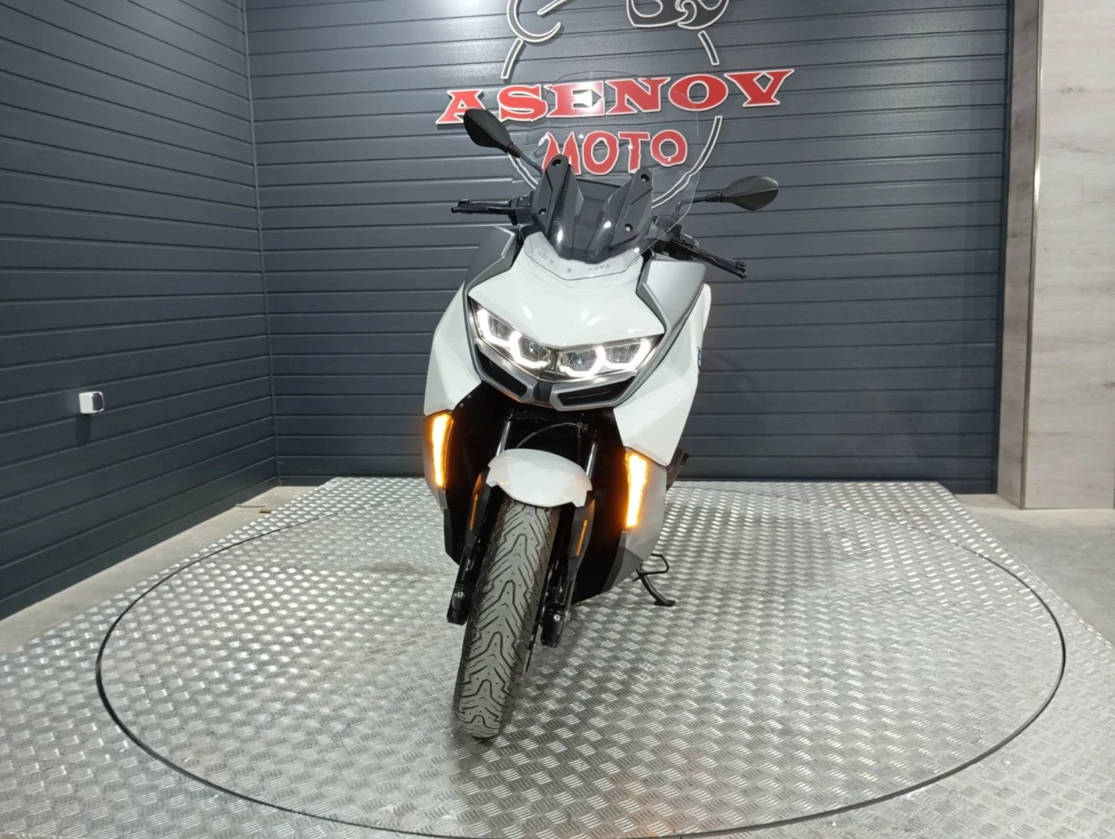 BMW C WHITE GT , снимка 1