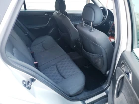 Mercedes-Benz C 200, снимка 8
