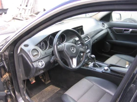 Mercedes-Benz C 220, снимка 3