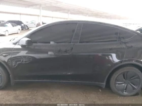 Tesla Model Y JUNIPER / RWD / LONG RANGE, снимка 13