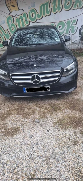 Mercedes-Benz E 200, снимка 8